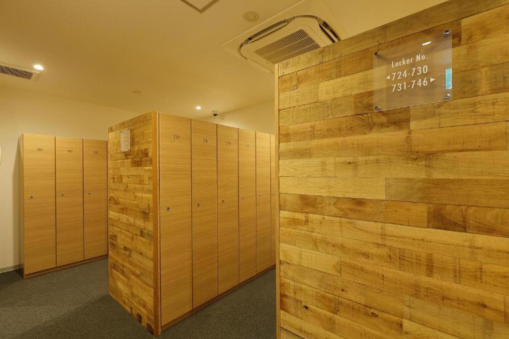 Acro Capsule Hotel Namba Dotonbori Osaka Exterior photo