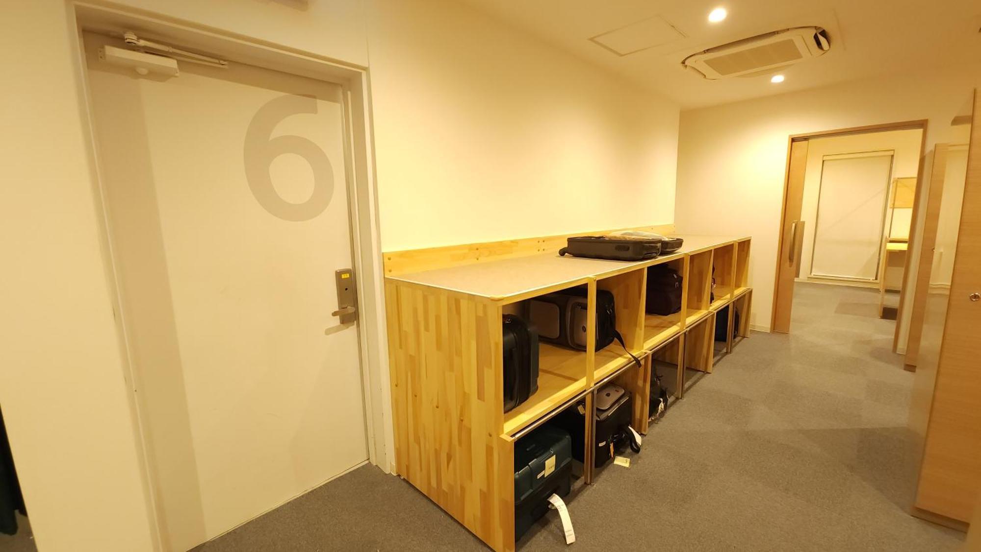 Acro Capsule Hotel Namba Dotonbori Osaka Exterior photo